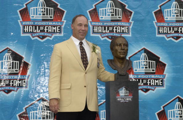 Joe DeLamielleure poses with bust